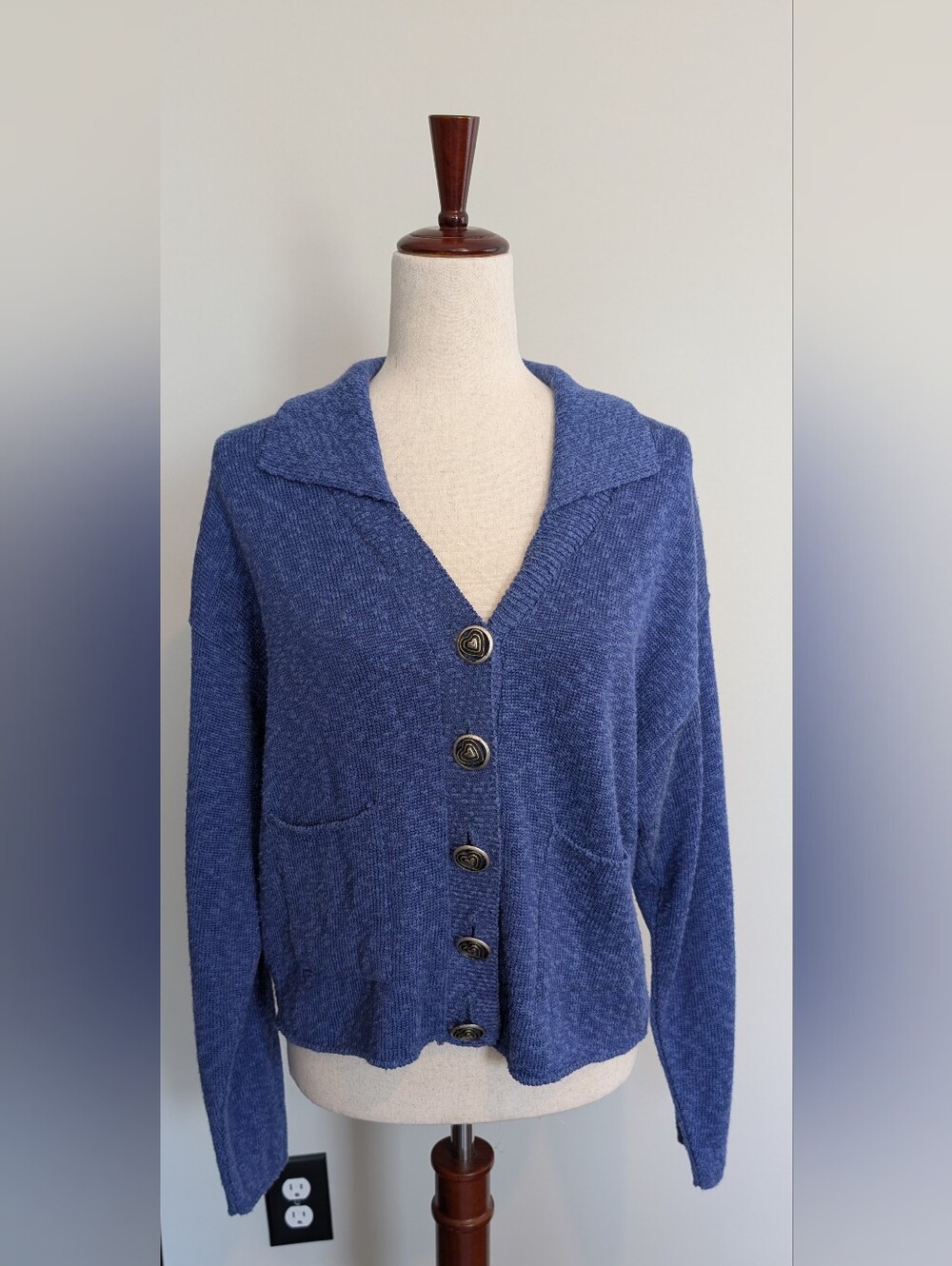 Vintage Coldwater Creek Women’s Blue Knit Collared Heart Buttons Cardigan Size M